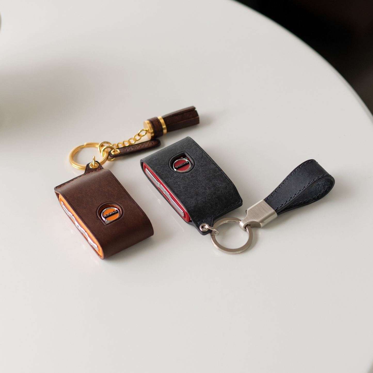 VOLVO CARKEY LEATHER CASE (VO2) - Carendy