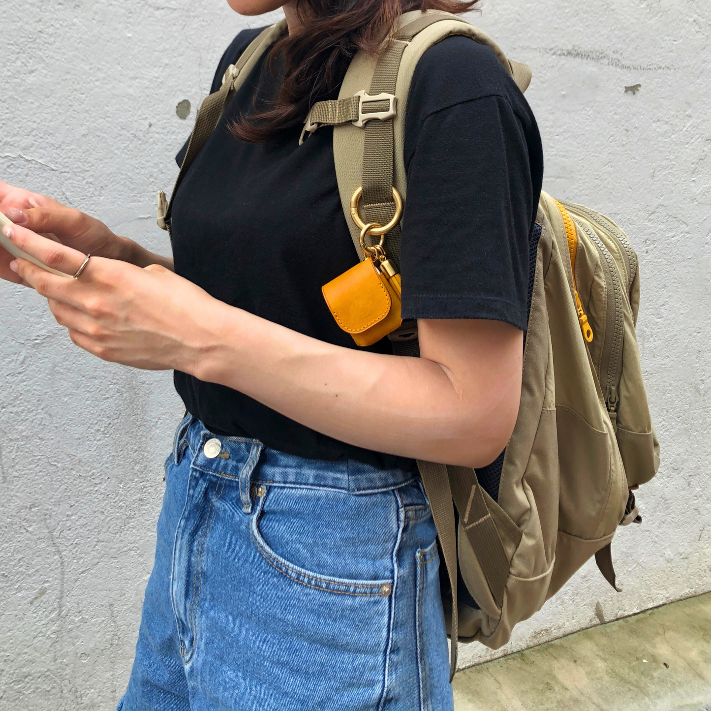 AIRPOD LEATHER CASE - Carendy