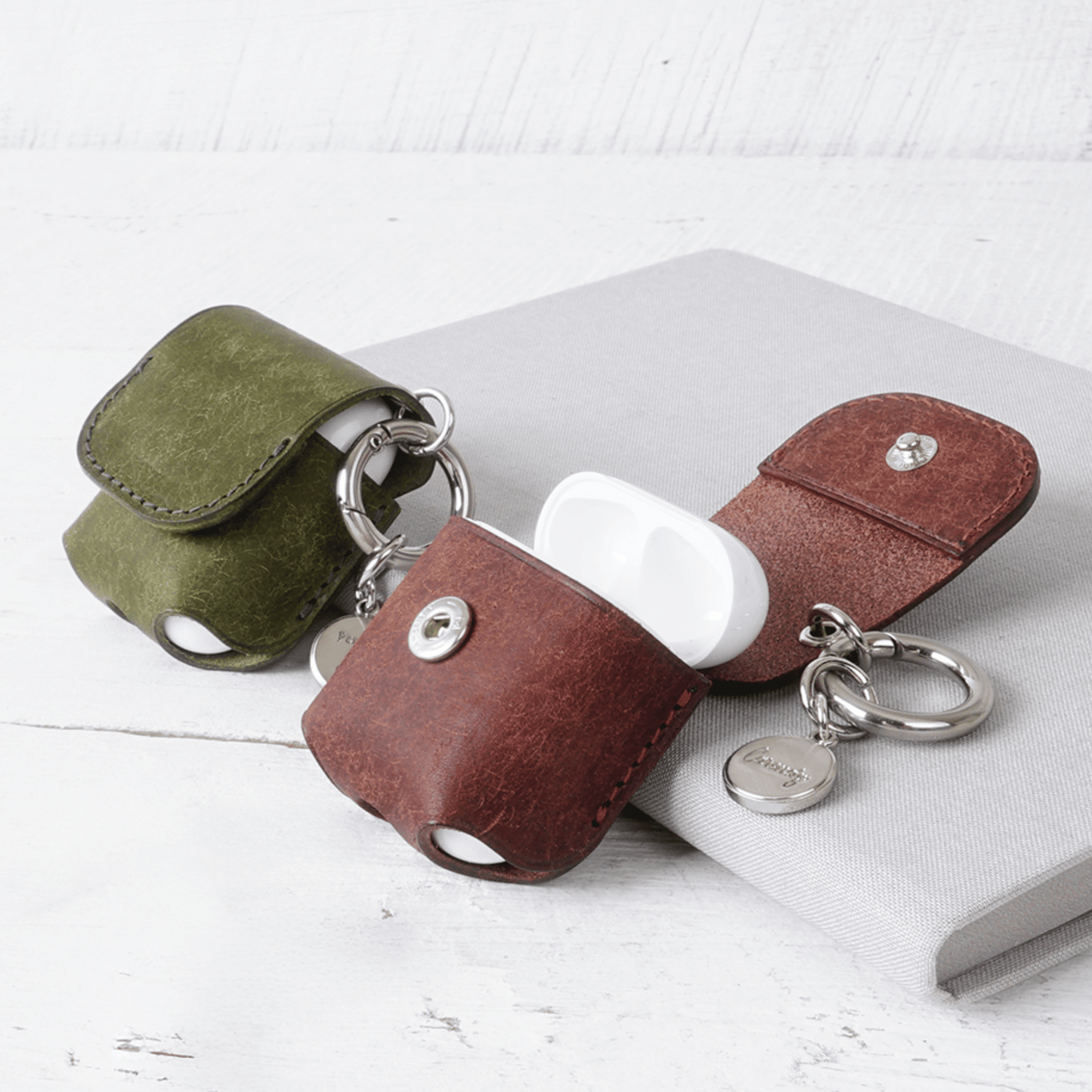 AIRPOD LEATHER CASE - Carendy