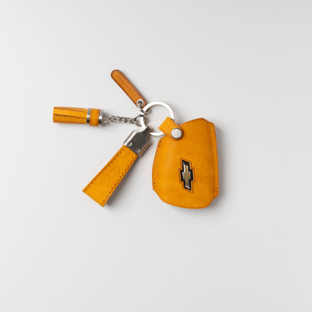 CHEVROLET & GMC CARKEY LEATHER CASE (CV4) - Carendy